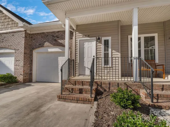 18819 Cloverstone Cir, Cornelius, NC 28031