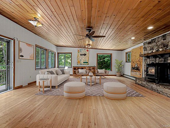 4th image of 16 Briar Hill Road