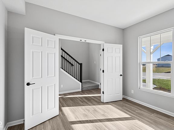 4th image of 4246 Hayden Valley Dr