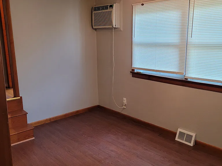 1751 Almonesson Rd — Photo 11