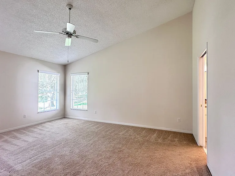 7468 Aprelle Dr — Photo 33