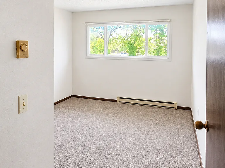 812 Hills Ave #N202 — Photo 4