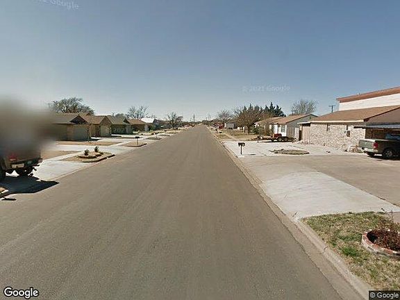 Exterior Neighborhood (street photo)