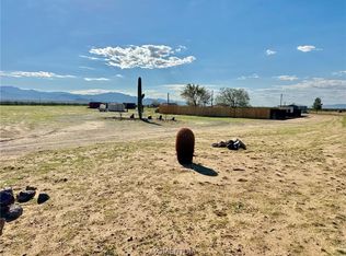 5610 W Unkar Drive, Golden Valley, AZ 86413