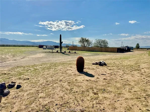 5610 W Unkar Drive, Golden Valley, AZ 86413