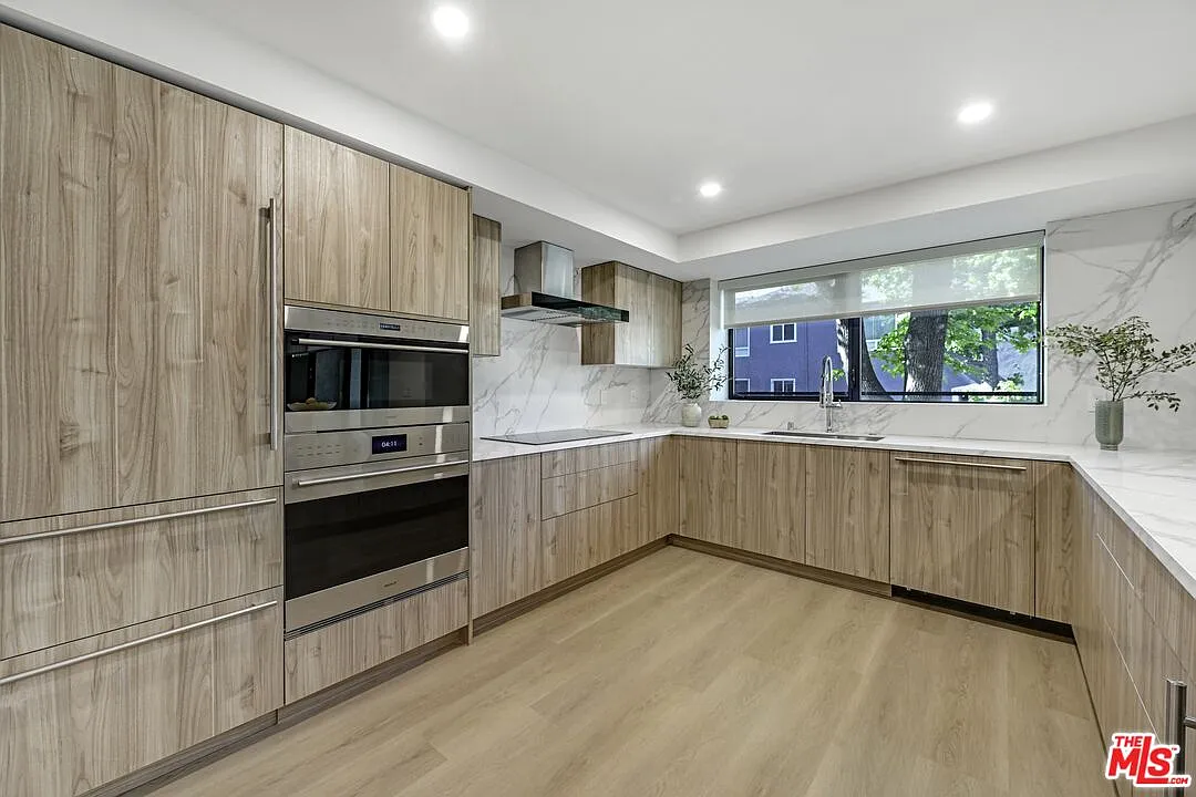 2 bed, 2.5 bath, $15,500 — Photo 4