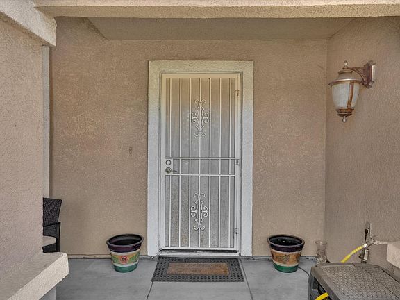 5th image of 1928 Gordon Verner Cir