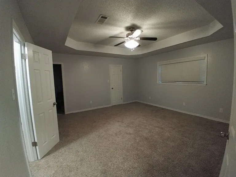1670 Glendale Rd — Photo 6