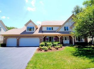 708 Burgess Hill Rd, Naperville, IL 60565