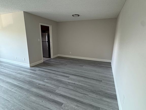 5th image of 1122 N Stoneman Ave #718-109
