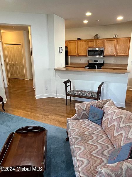 5th image of 701 Heather Lane #701