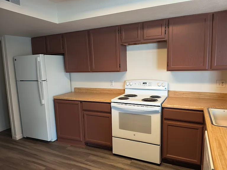 962 S Dearborn Way #11 — Photo 6