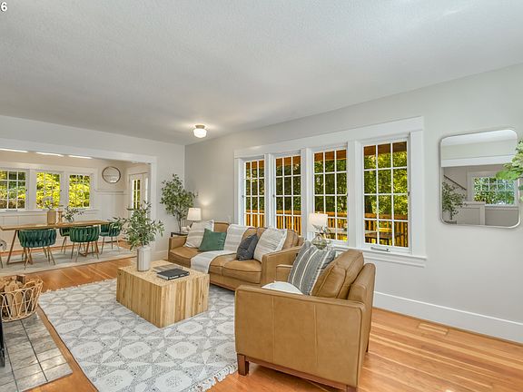 5th image of 2656 SW Gerald Ave