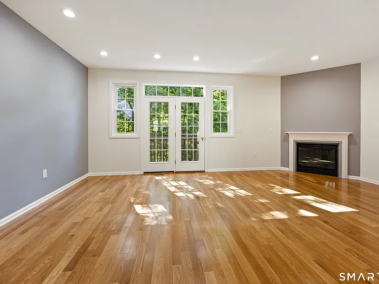 6 Cypress Ln #2 — Photo 10