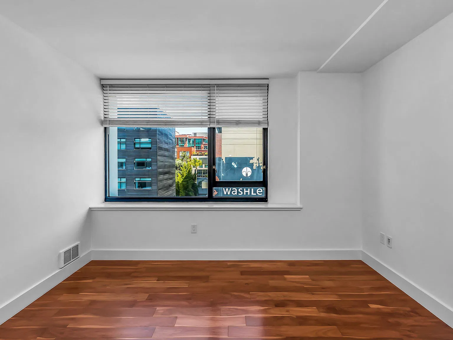 250 King St Unit 646 - Image 2