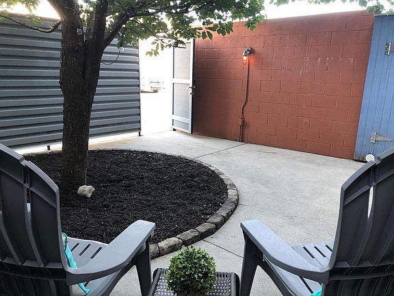 2nd image of 400 Salem #1A