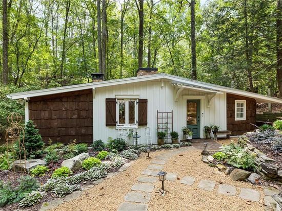 119 Olive St, Roswell, GA 30075