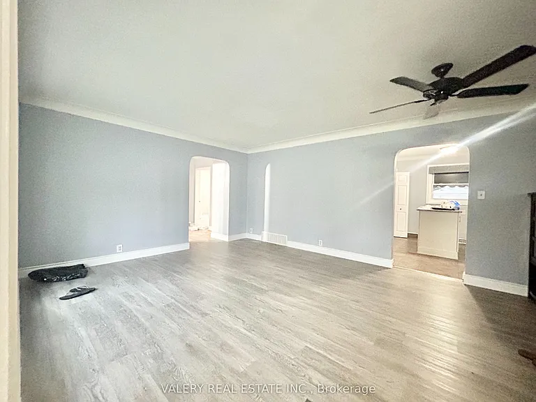 3843 Hillcrest Blvd #MAIN — Photo 4