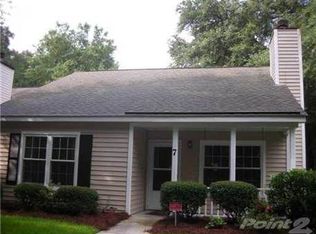 7 Longview Bluff Dr E, Savannah, GA 31419