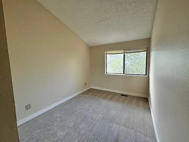 1780 Balboa Dr — Photo 8