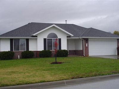 757 N White Rock Ave, Republic, MO, 65738