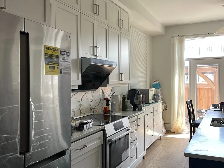 3036 William Cutmore Blvd #MASTER — Photo 8