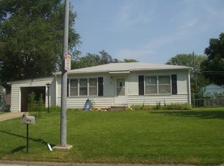 7607 S 41st Ave, Bellevue, NE 68147