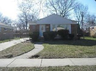 21361 Kipling Ave, Oak Park, MI 48237