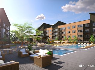 5176 Old Town Hall Rd #510B91F53, Eau Claire, WI 54701