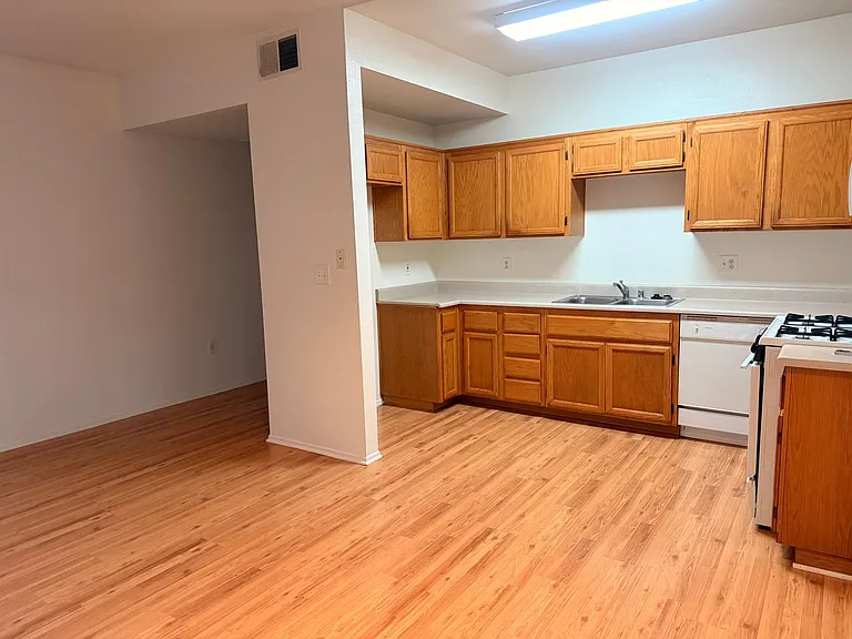 12950 Hartland St — Photo 13