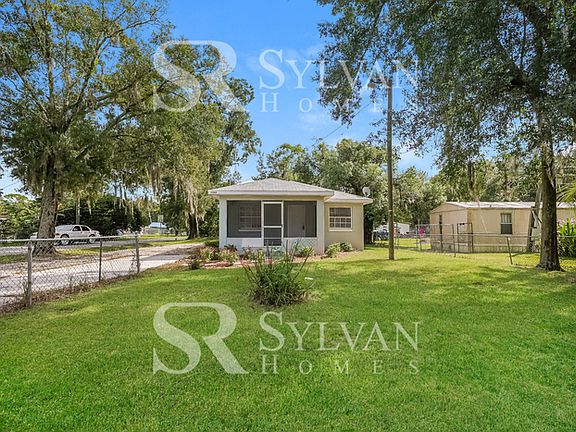2nd image of 2402 Old Tampa Hwy