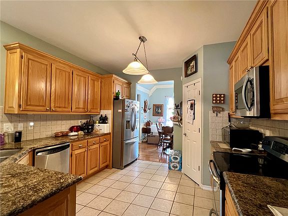 5th image of 3381 Eaglecrest Cir