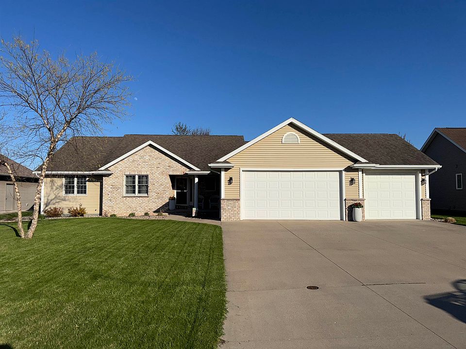 1st image of 1923 Creek Side Dr