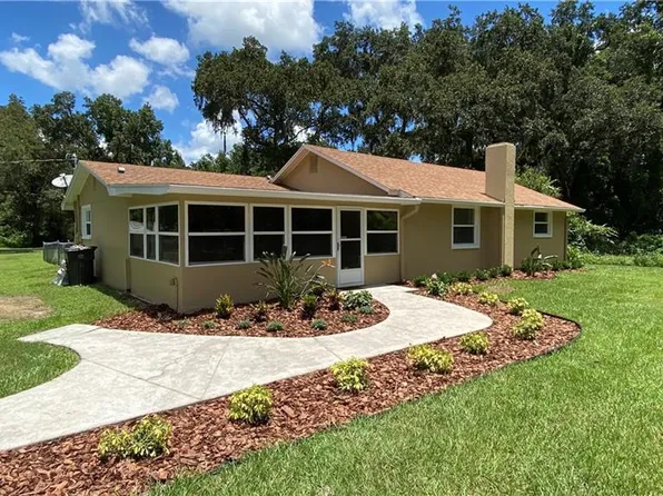 4002 Midway Rd, Plant City, FL 33565