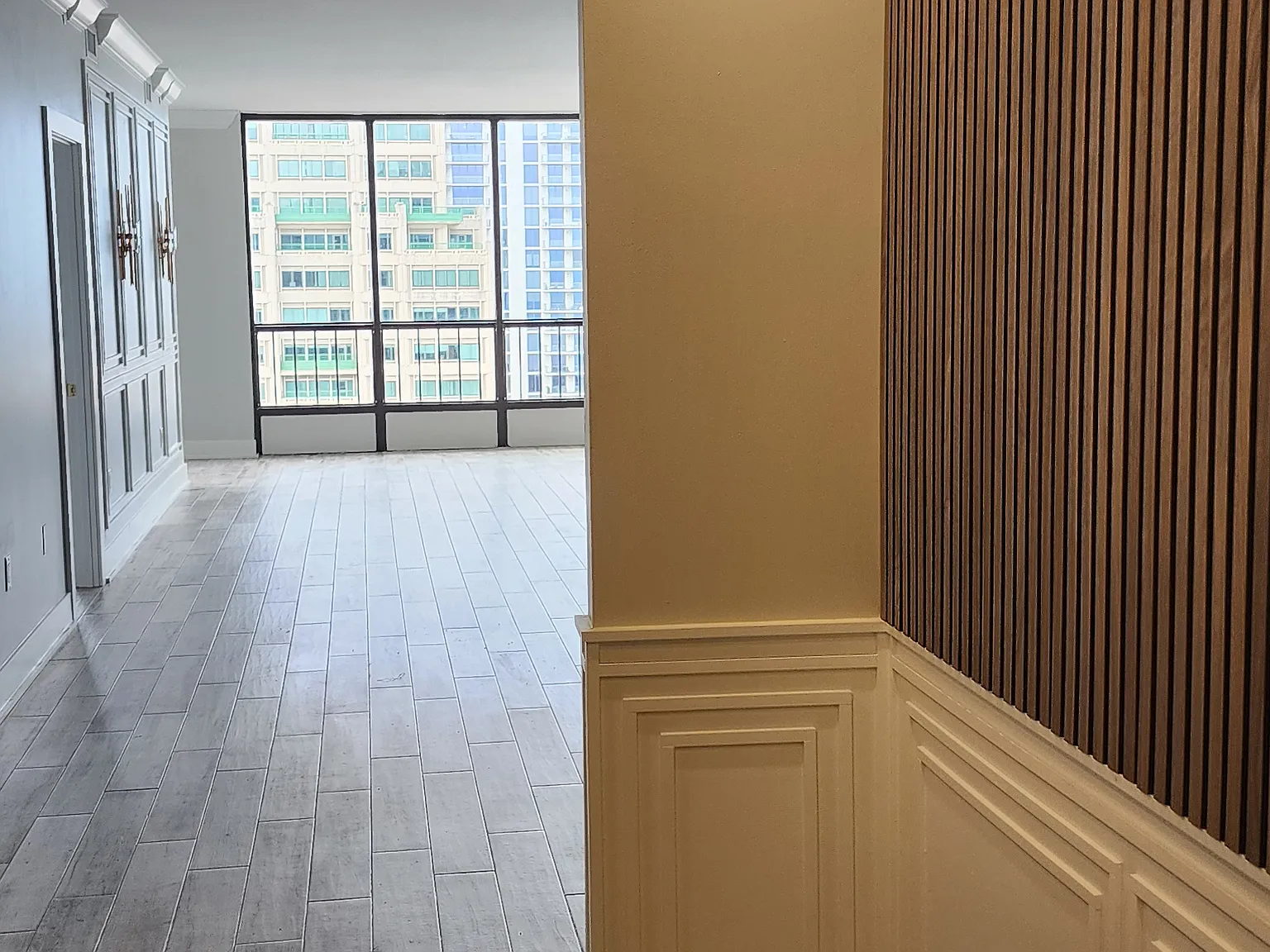 2 bed, 1905 sqft, $6,900 — Photo 2