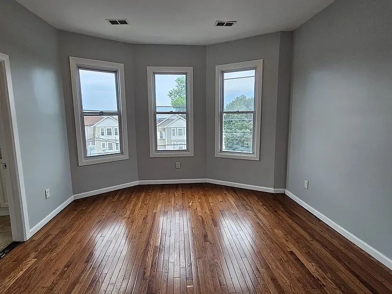 177 Johnson Ave #3 — Photo 13