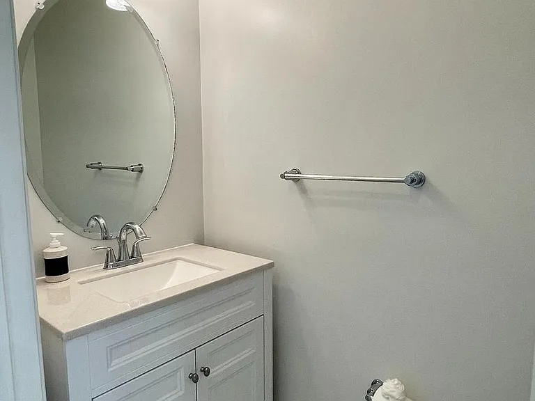 5905 Baltimore Dr — Photo 12