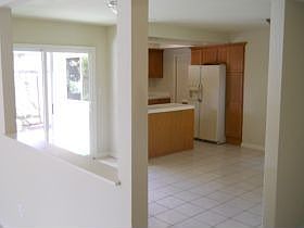 4th image of 1631 Kingston Dr