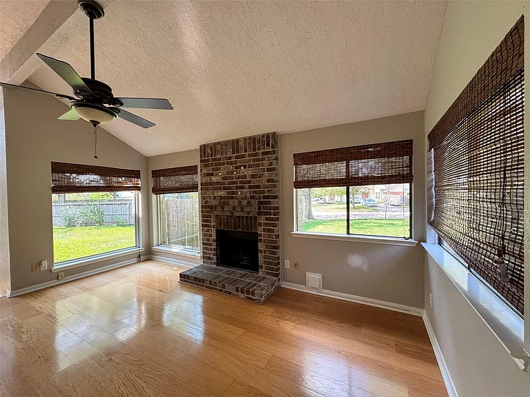3406 Swift Creek Ct — Photo 6