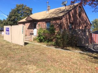 1546 Westover Rd, Chicopee, MA 01020
