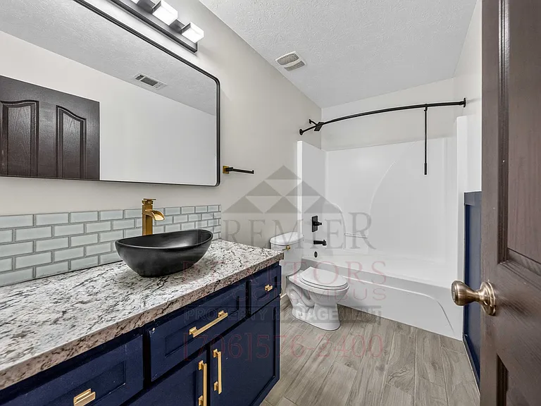 4261 Valley Crest Dr — Photo 20