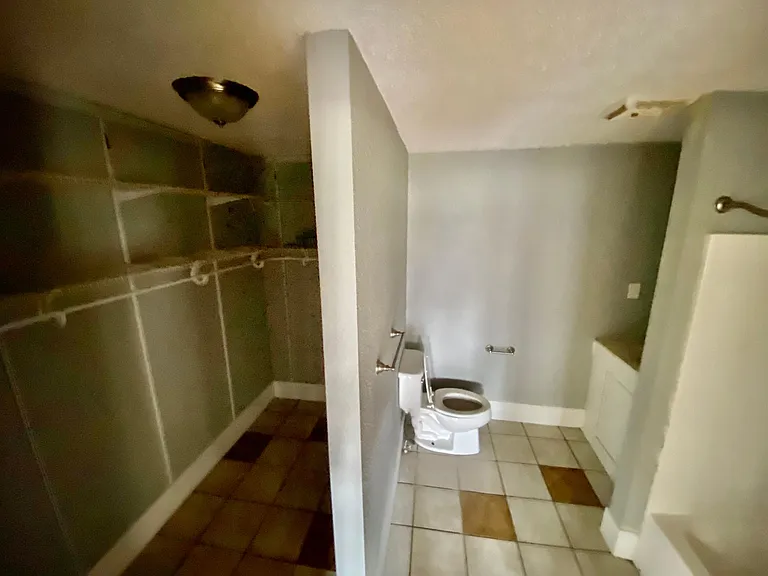 1116 Shady Rest Rd — Photo 17