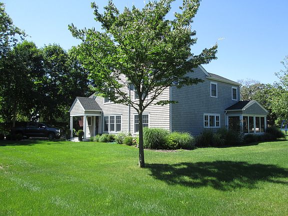 5th image of 85 Jessup Ave