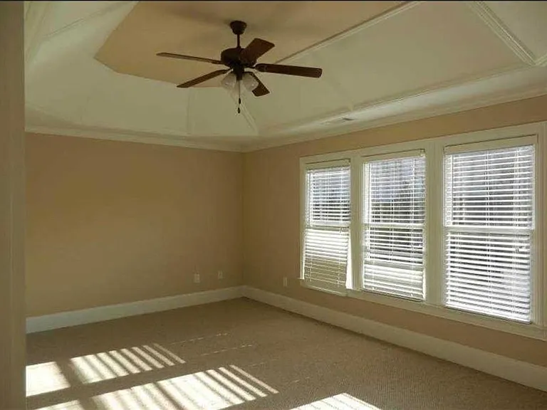 5745 Swift Creek Ct — Photo 16