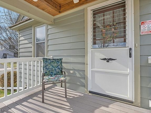 4th image of 1 Perry Place