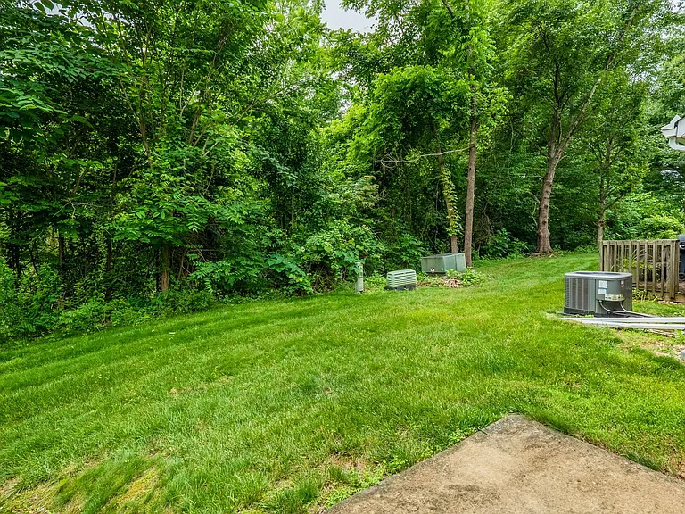 5906 Prescott Ct — Photo 22
