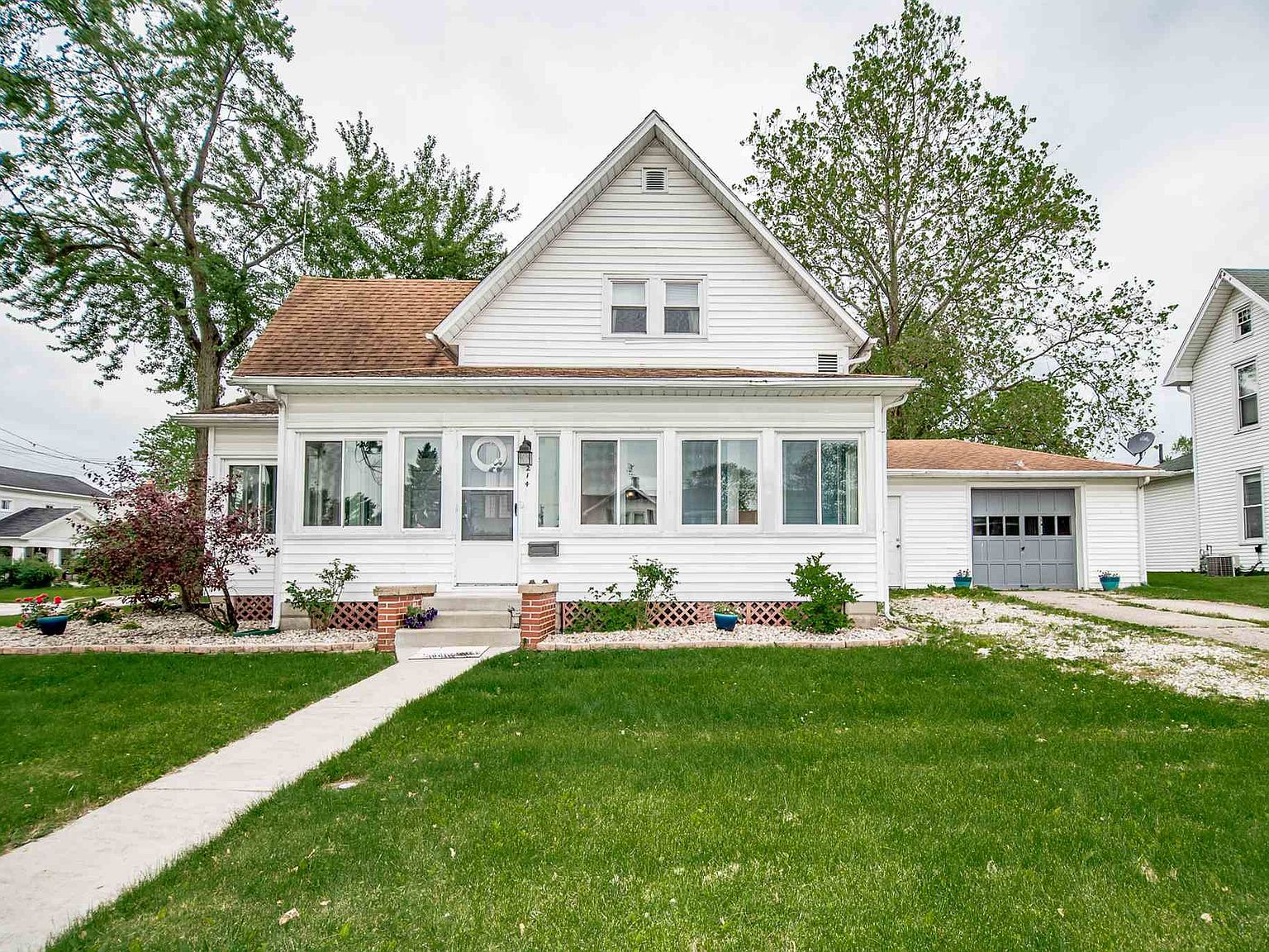 214 S Line St, Columbia City, IN 46725 | Zillow