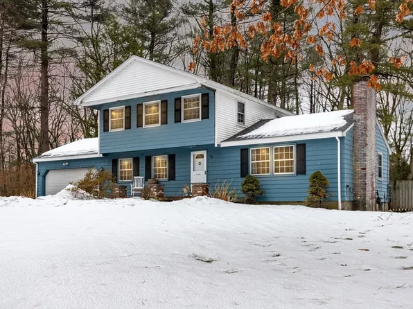 28 Cathy Rd, Chelmsford, MA 01824