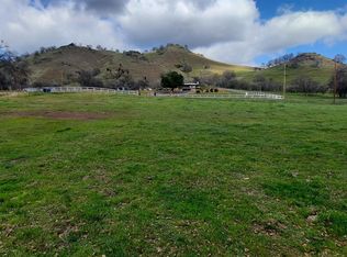 6399 Lupine Dr, Sanger, CA 93657