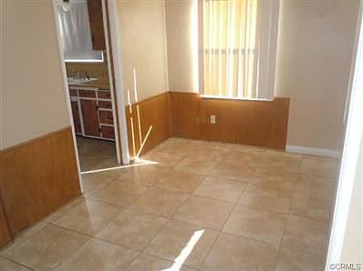 4th image of 272 E 42nd St